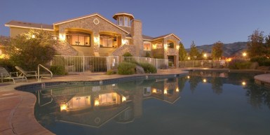 03_Pool-at-night_Aviana_2013-10-21-e1389499083551-1024x514