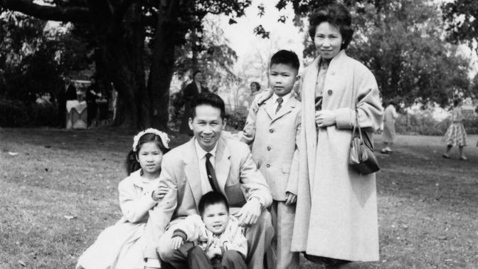 where-the-past-begins_pg-73_easter-1959---in-the-park-after-church-courtesy-of-amy-tan